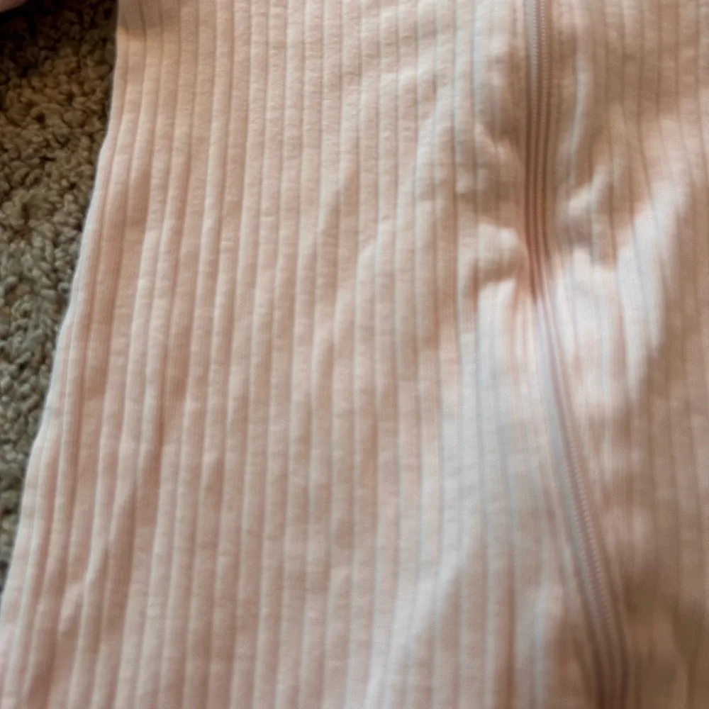 ❤️5 For $20❤️ Carter’s Light Pink One Piece Baby Girls Sleeper  Size 6 Months